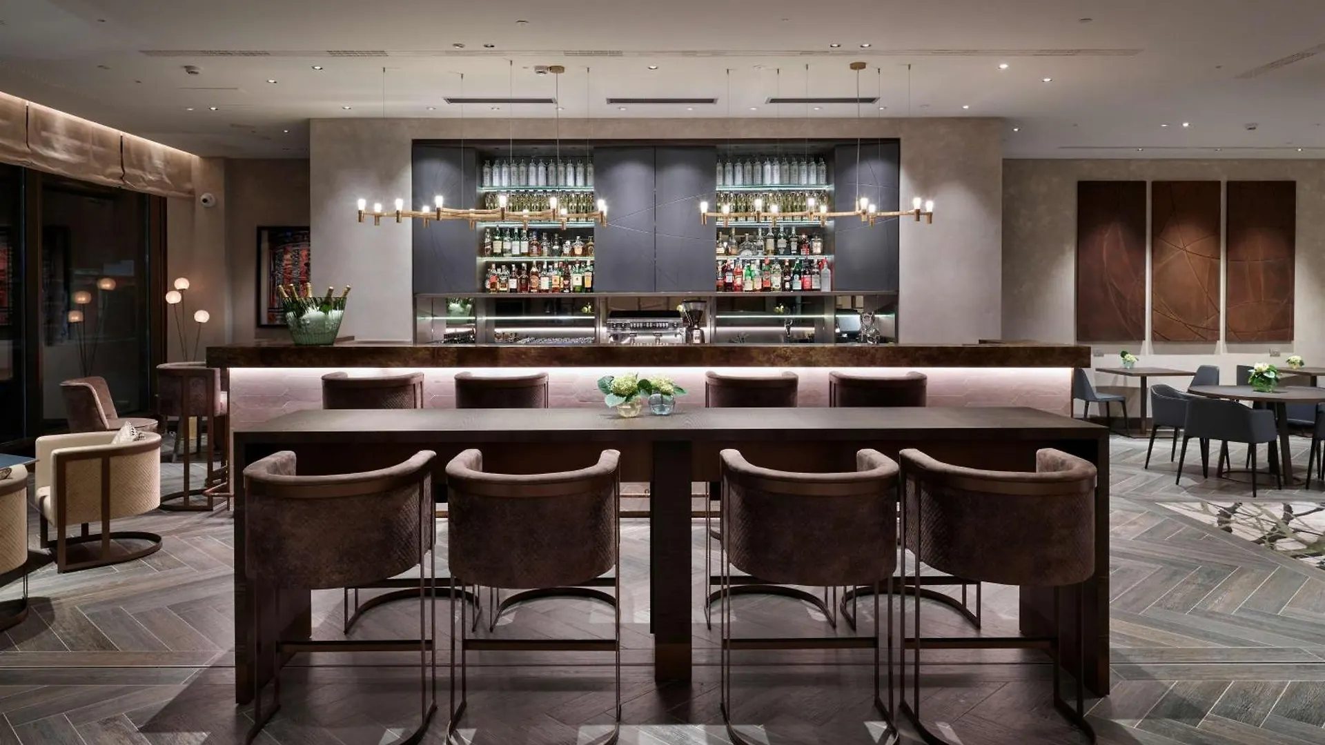 Hotel Hilton Milano 4*,  Italia